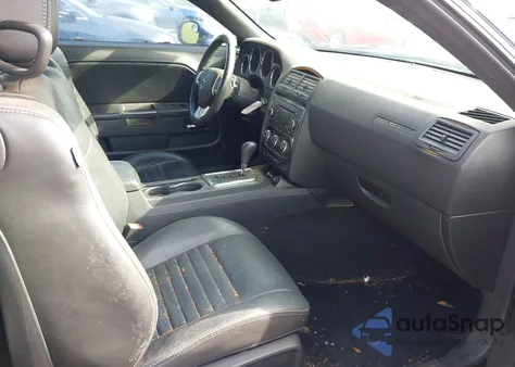 2014 Dodge Challenger Sxt Plus z USA, uszkodzony, nr VIN 2C3CDYAG2EH180147